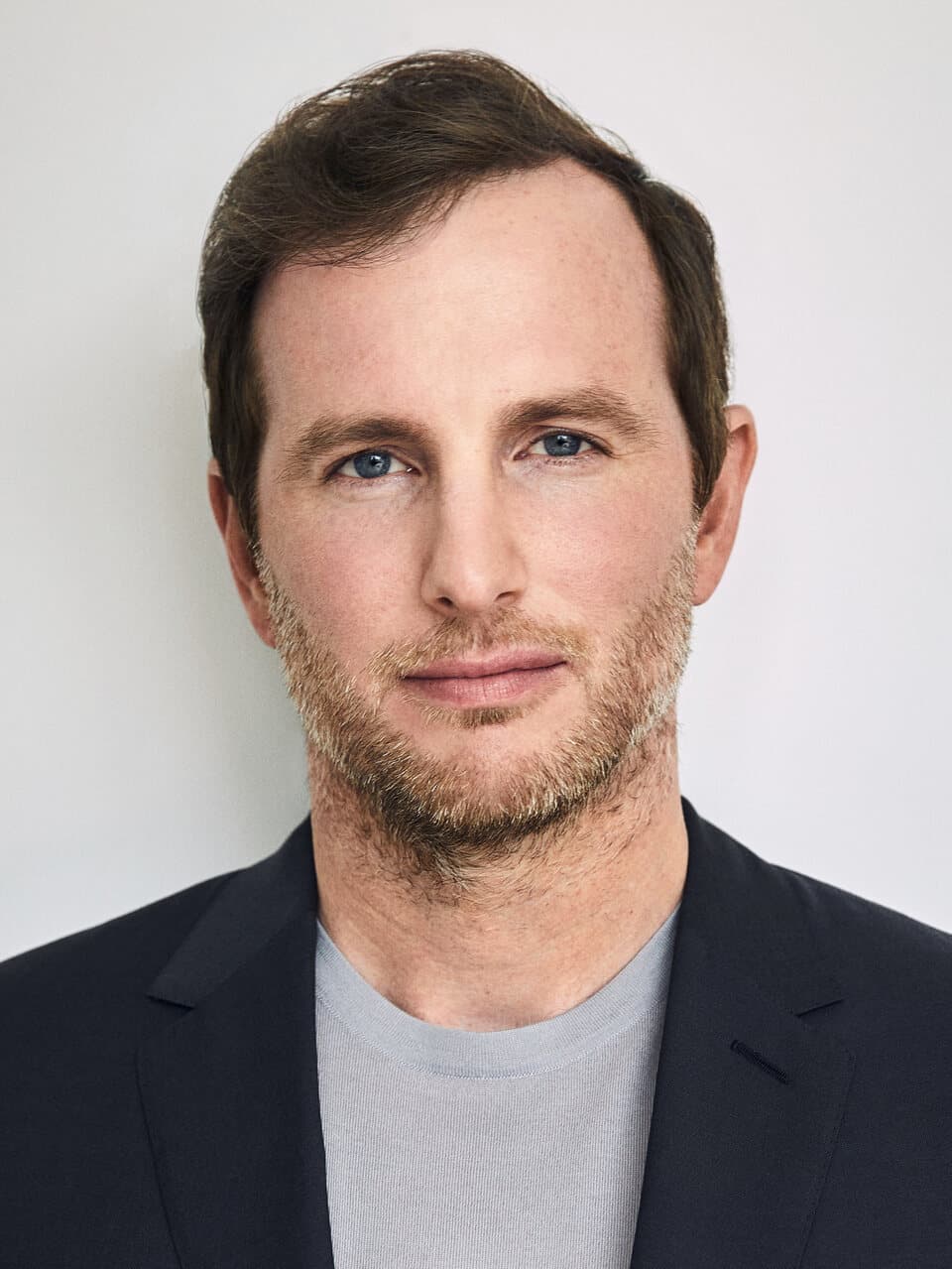 Portrait of Airbnb cofounder Joe Gebbia in 2021